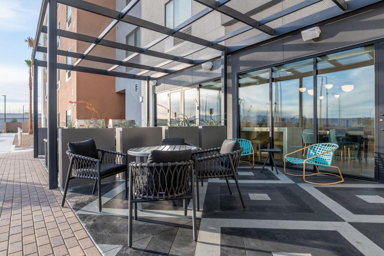 Towneplace Suites By Marriott Las Vegas North I-15 Экстерьер фото
